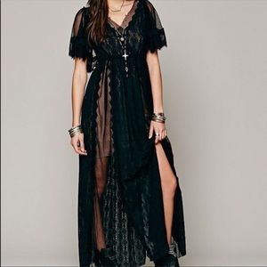 FREE PEOPLE WITCHY DRESS SIZE L